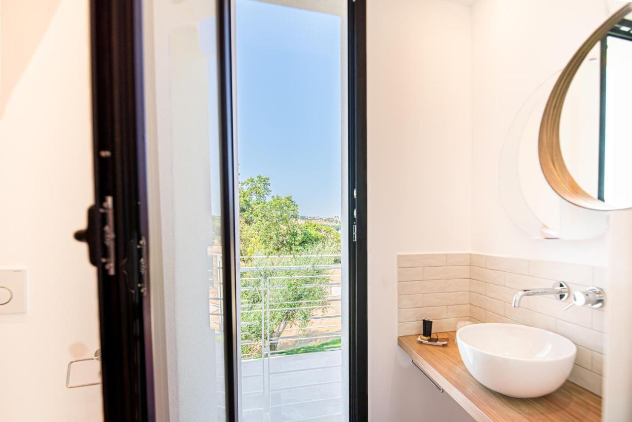 La Perla Relais Bed & Breakfast นูมานา ภายนอก รูปภาพ